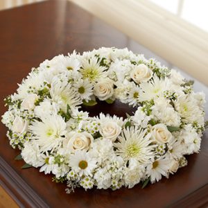 Cremation - Wreath All White