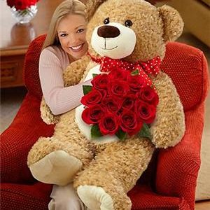 SUPER LARGE TEDDY BEAR